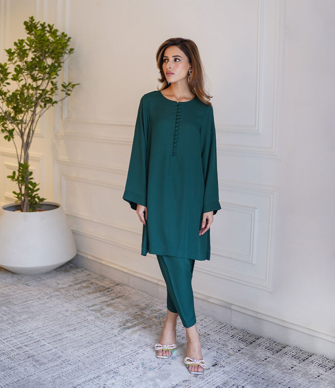 VOGUE SILK-COLLECTION EMERALD-GREEN STITCH