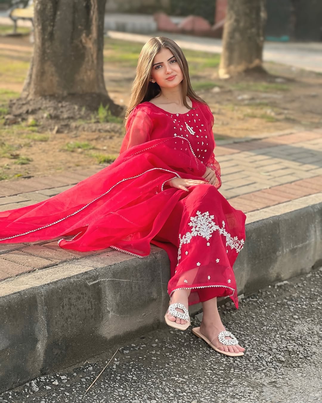 VOGUE ORGANZA-COLLECTION VC-78 RED STITCH