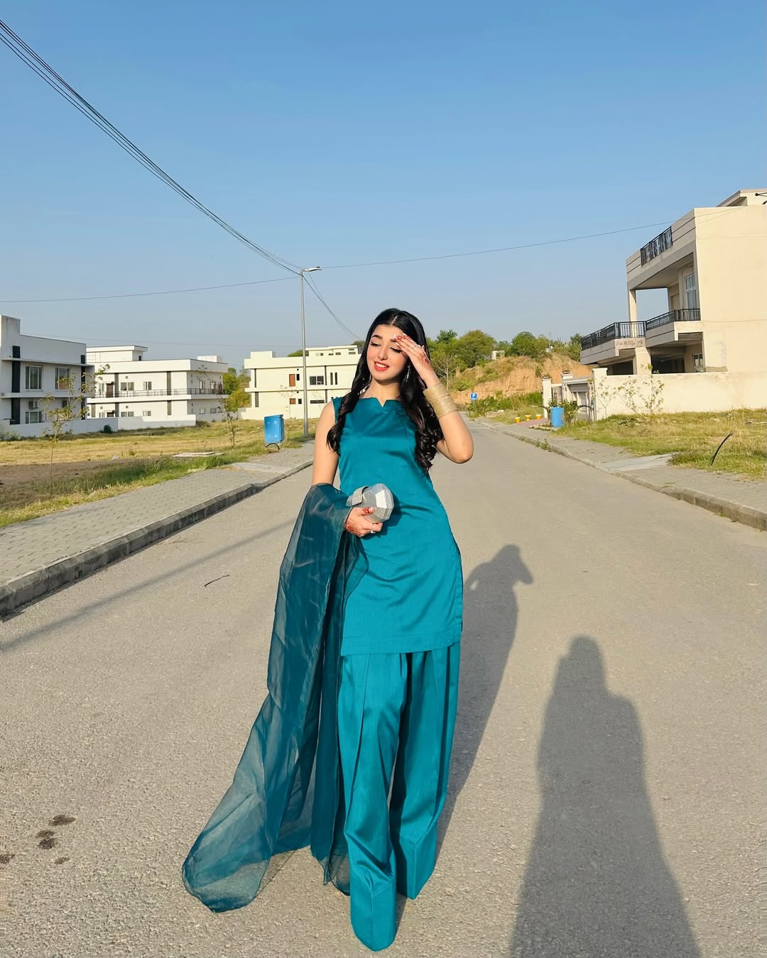 VOGUE LAWN-COLLECTION TEAL STITCH