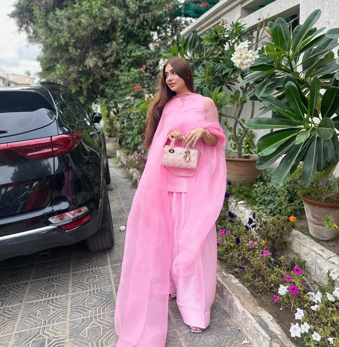 VOGUE SILK-COLLECTION FARSHI PINK STITCH