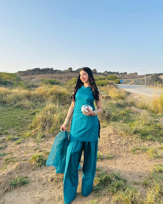 VOGUE LAWN-COLLECTION TEAL STITCH