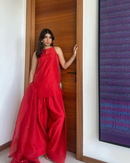 VOGUE SILK-COLLECTION FARSHI RED STITCH